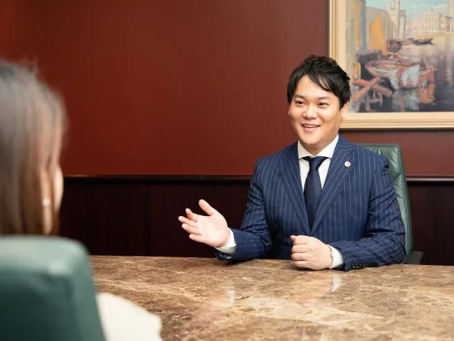弁護士